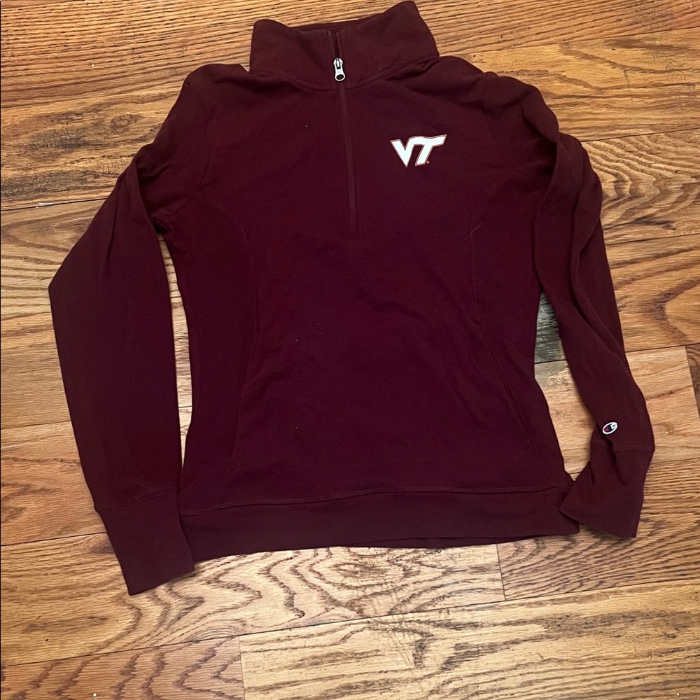 VT Women's Maroon half zip, M